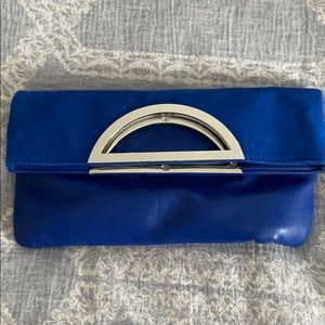 Aldo clutch